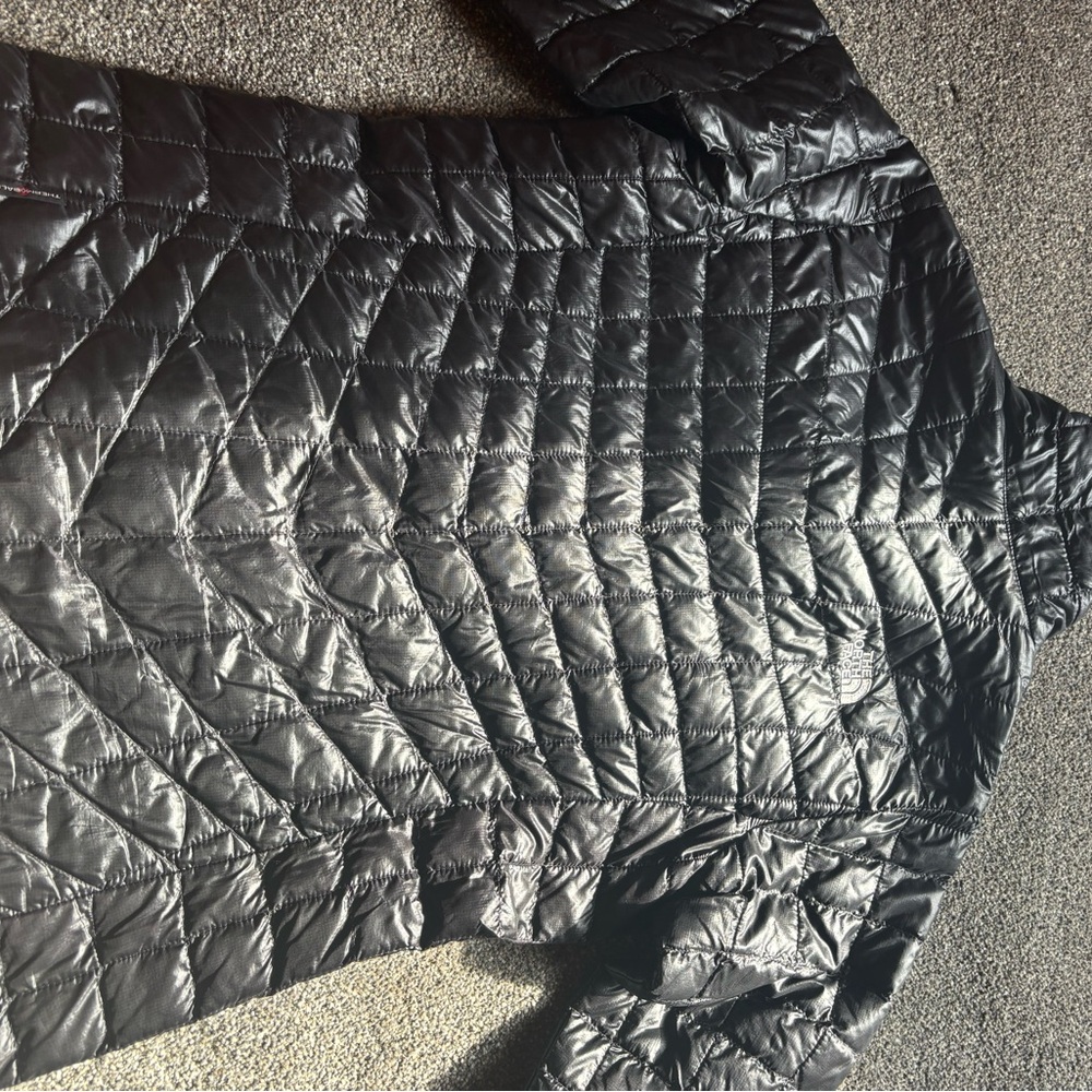 Sz S The North Face Thermoball Women's Black Quilted Jacket - Picture 12 of 14